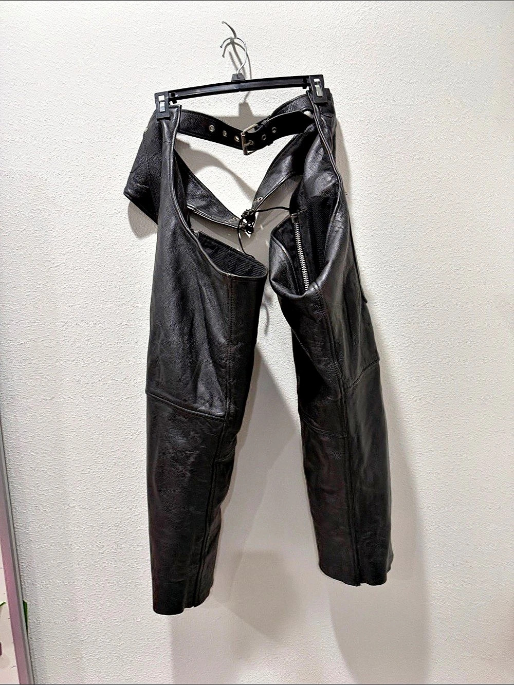 First Classics Classic Leather Gear Motorcycle Chaps in Black Medium